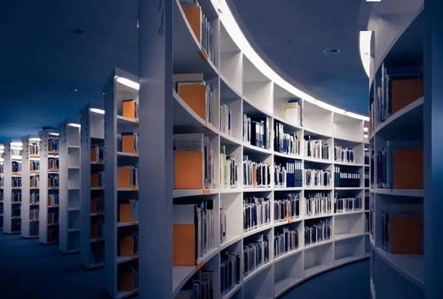 新課改背景下“四課一體”的智慧化實踐路徑 說課、講課、聽課、評課與互聯網科技創新的融合探索